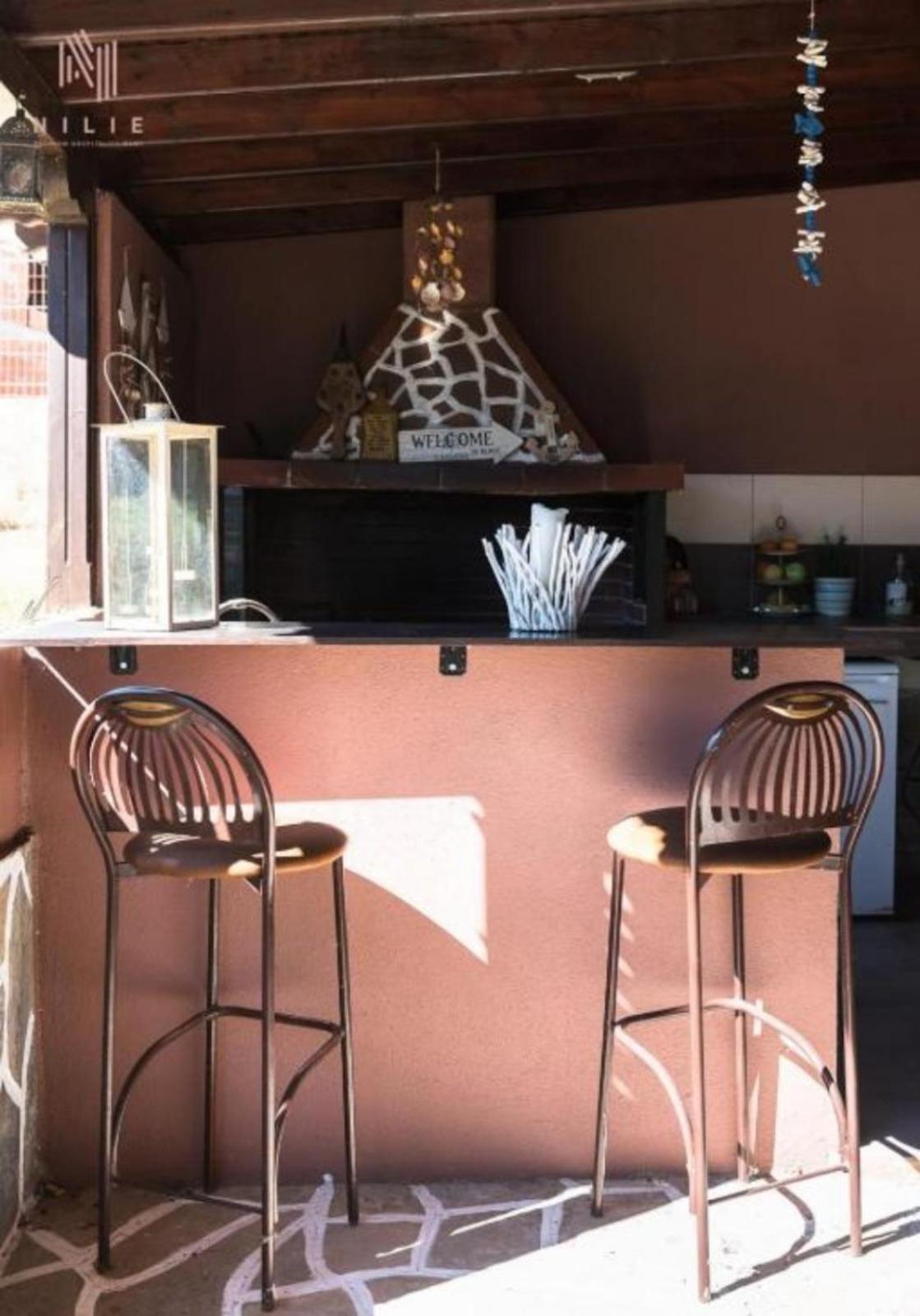 Вилла Roadhouse, Nilie Hospitality Mgmt Флогита Экстерьер фото